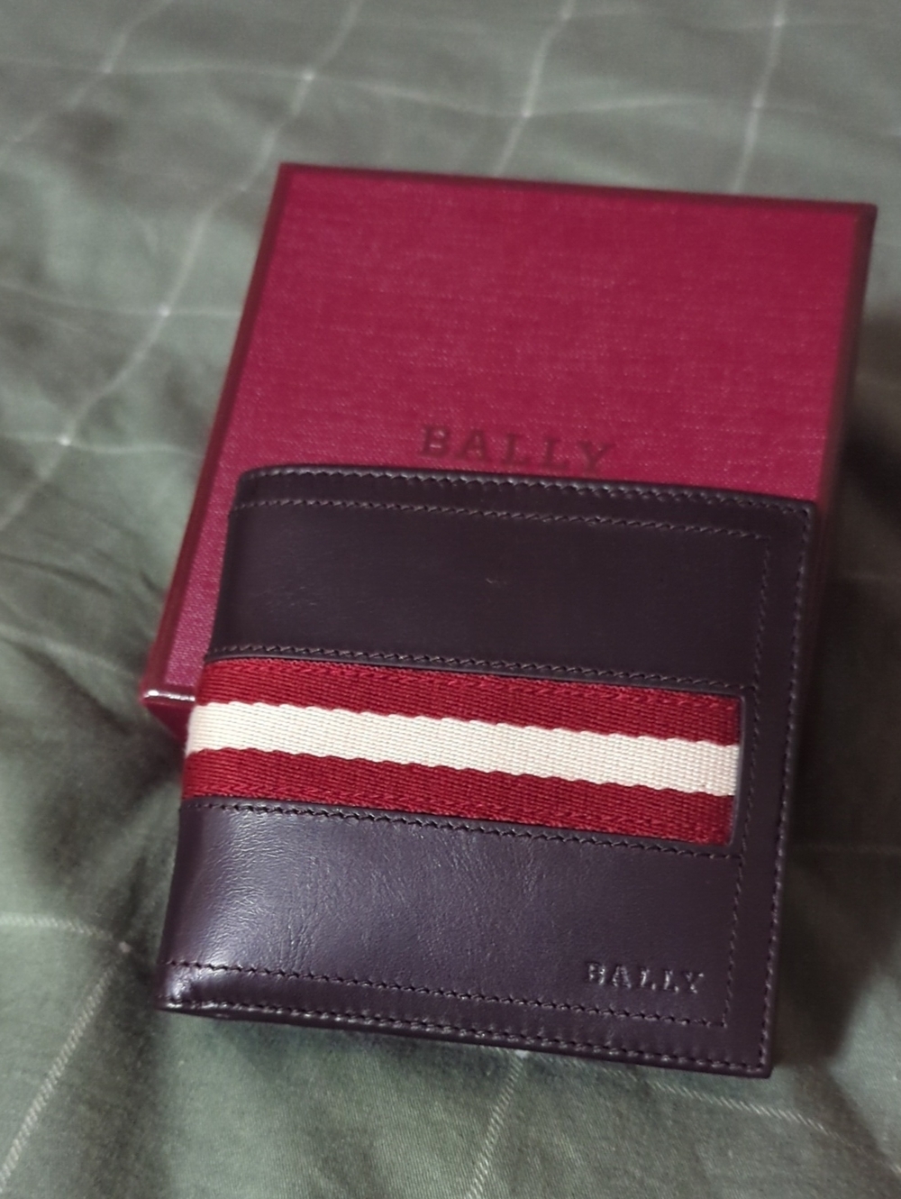 Dark Brown Leather Bifold Wallet with Red & White Stripe Accent